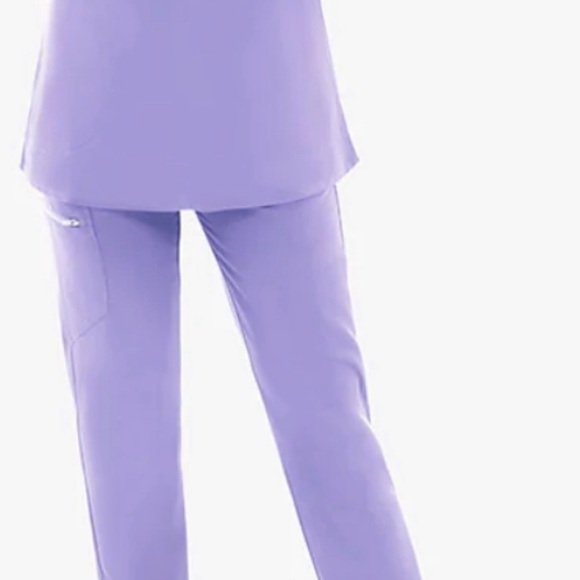 Nursing scrubs - Picture 3 of 3